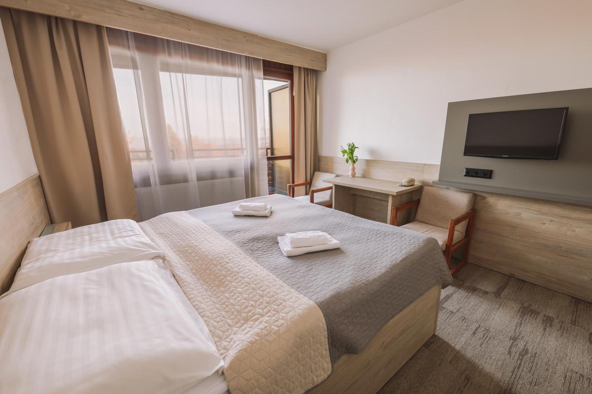 Atlas Hotel Tatry Tatranske Matliare Bagian luar foto